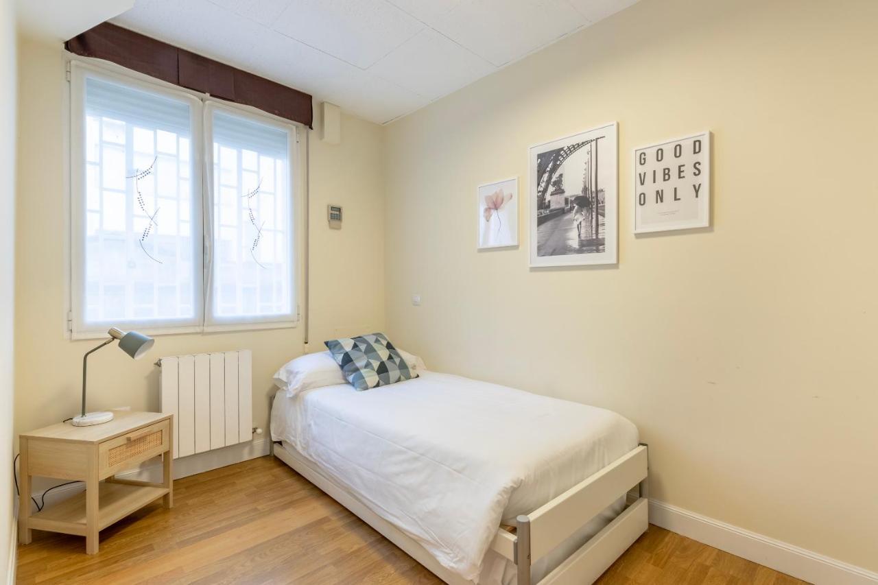 Akomodat En Apartamento En El Centro De Bilbao Con Parking Eksteriør billede