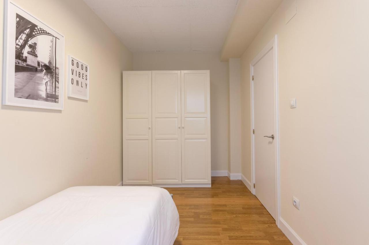 Akomodat En Apartamento En El Centro De Bilbao Con Parking Eksteriør billede